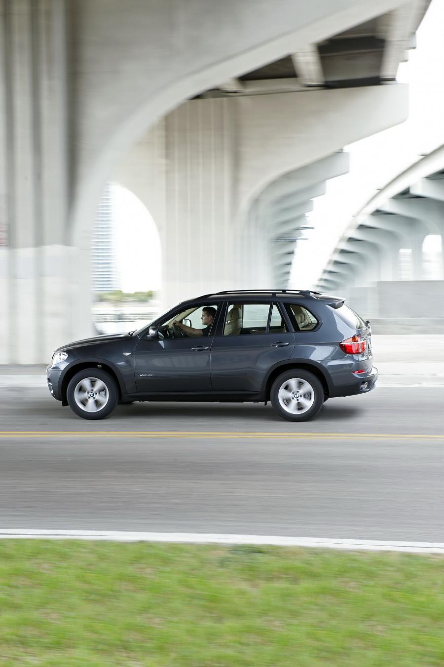  BMW X5 2011 года  (фото 182 из 190)